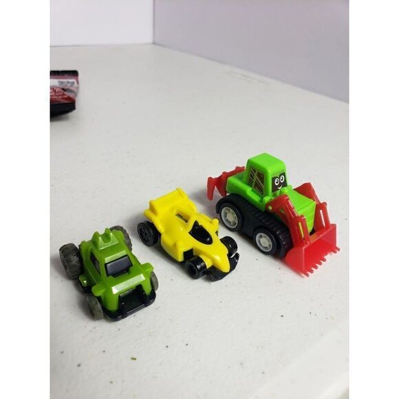 Mini Racers Mini Cars Random Vehicles Bundle - Picture 4 of 6